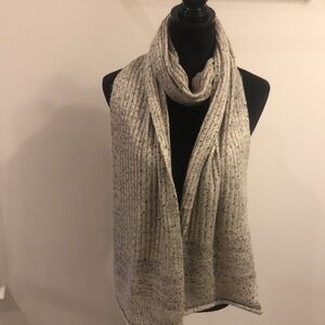 Universal Thread Goods Co. NWT long scarf